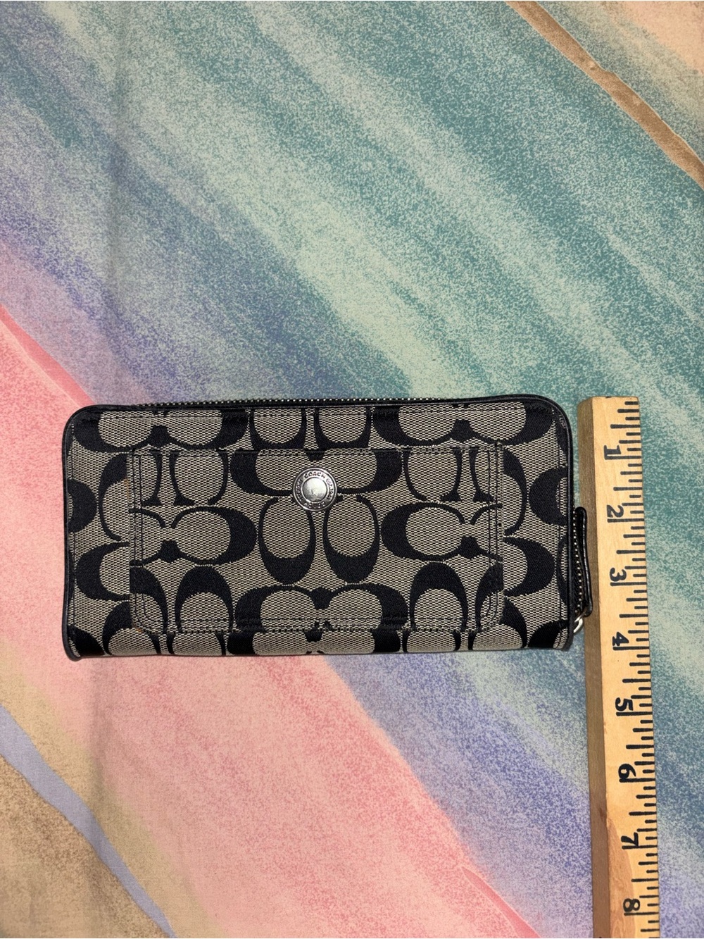 Coach Peyton Signature Black & White Accordion Zip Around Wallet - Picture 6 of 7